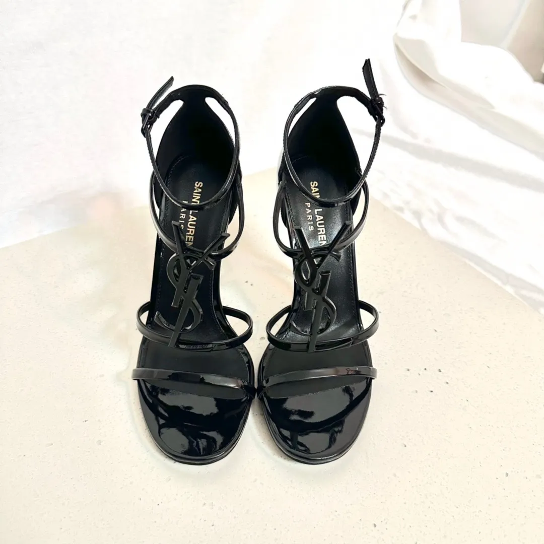 👟👟Ex-factory price 520👟👟 Women's shoes, women's clothing, correct version✅Highest version 280 ex-factory💵 YSL (Full-body customization Z👟👟Ex-factory price color) Upper: Customized imported patent leather Lining: Imported sheepskin Sole: Imported genuine leather outsole Color: Black with gold buckle, black with black buckle Heel height: 10cm Code number: 35-39 (41 and 40 are custom-made and cannot be returned or exchanged!)